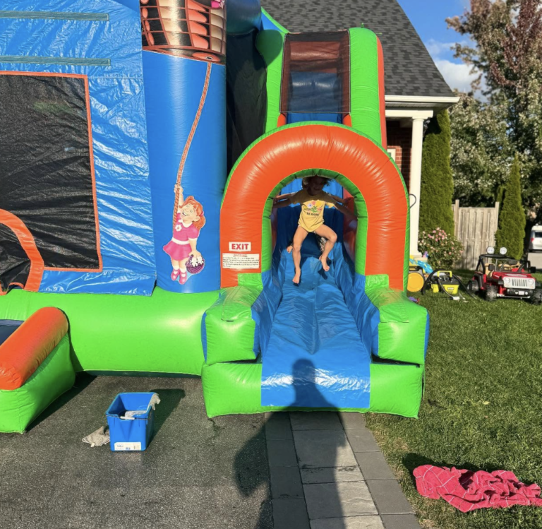 Barrie Bouncy 768x749